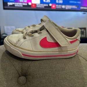 Nike pink court legacy shoes